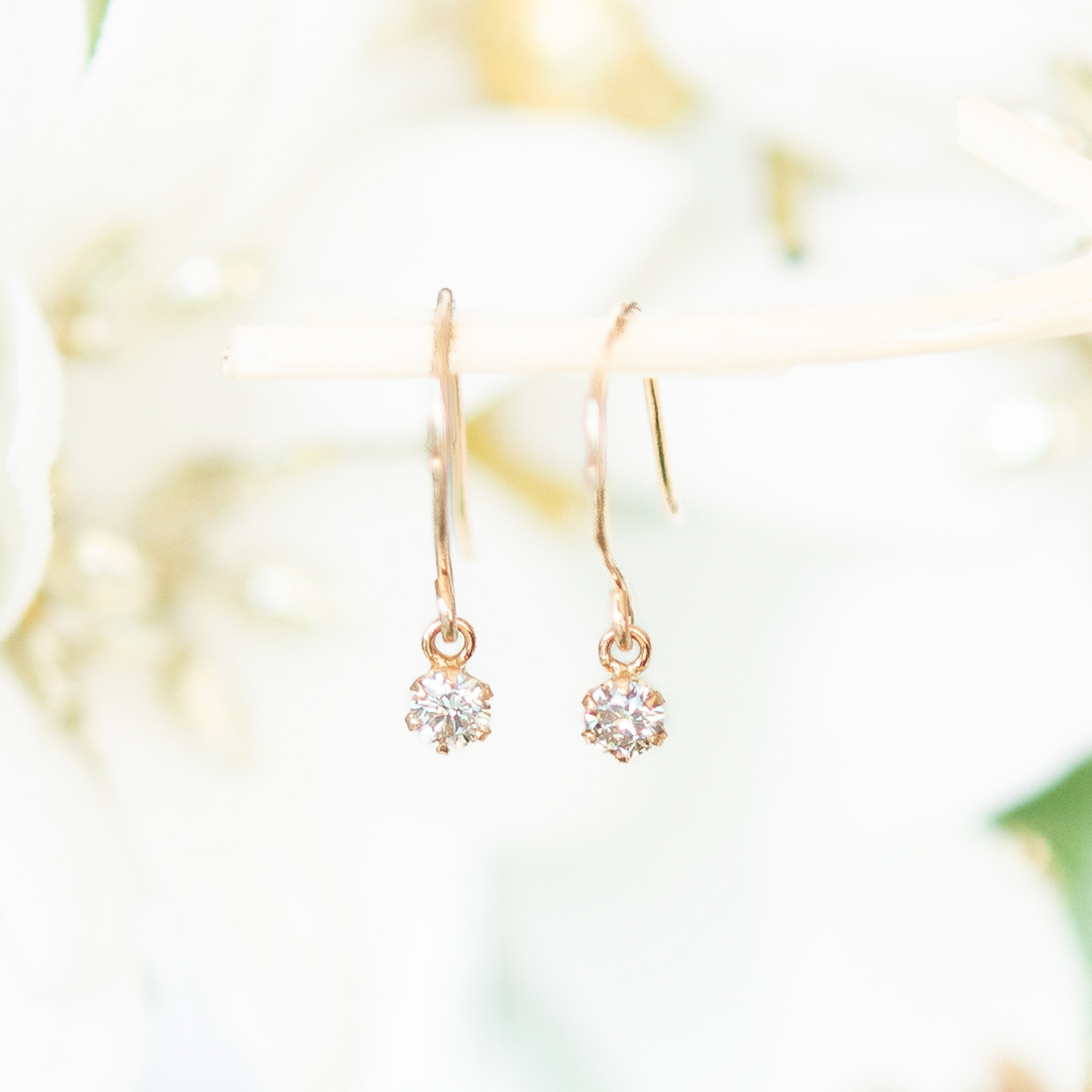 2025 Christmas gift collection】フックピアス K18ピンクゴールド